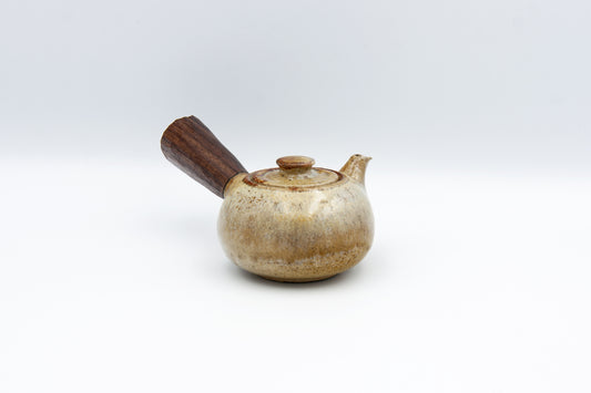 Kyūsu teapot