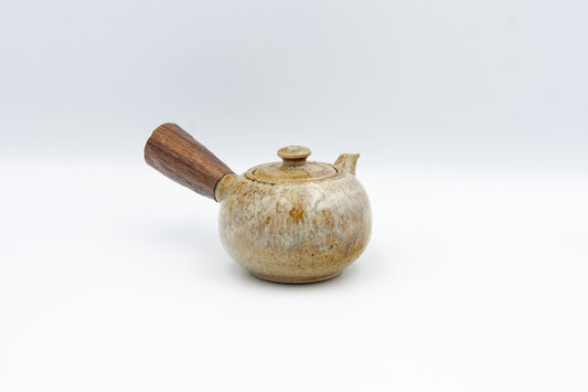 Kyūsu teapot