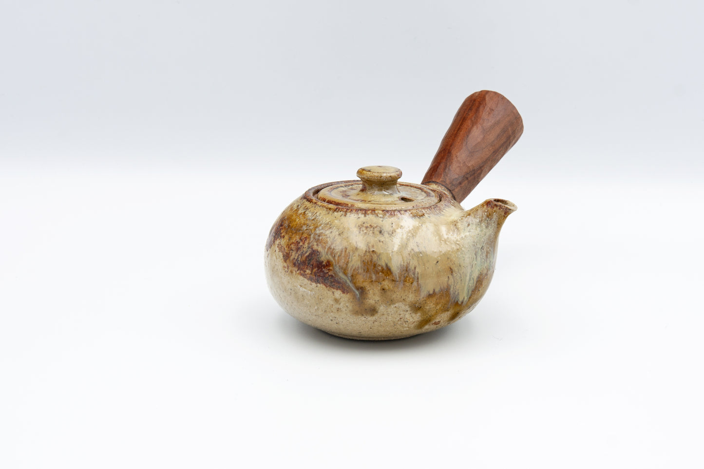 Kyūsu teapot