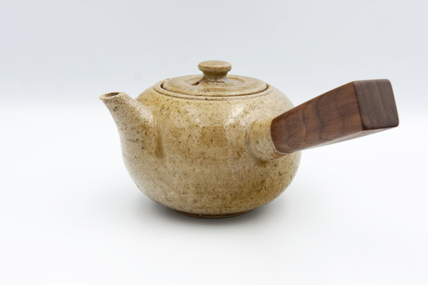 Kyūsu teapot