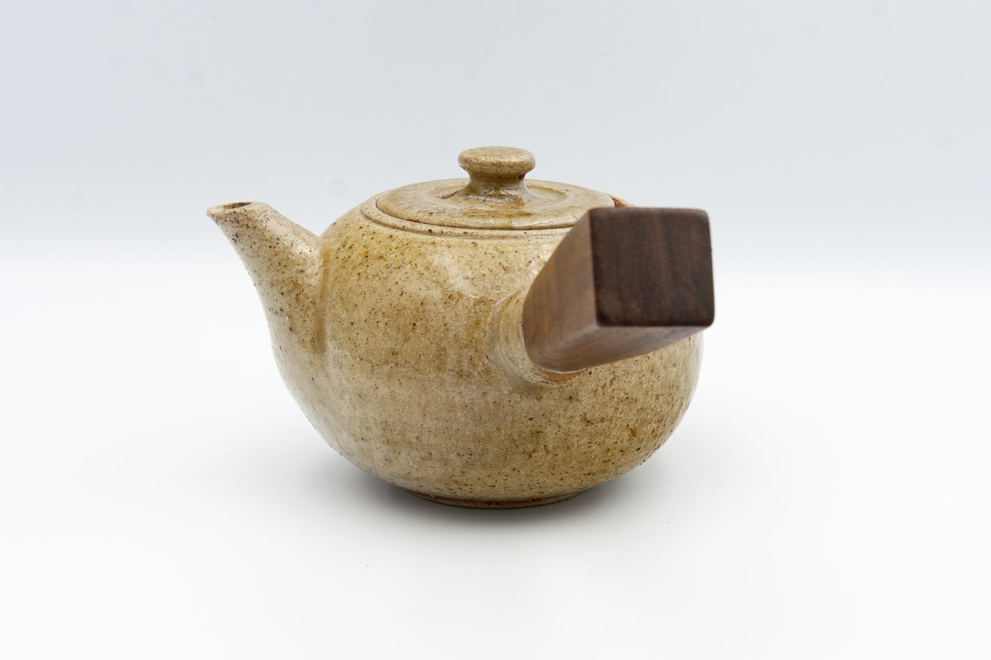 Kyūsu teapot