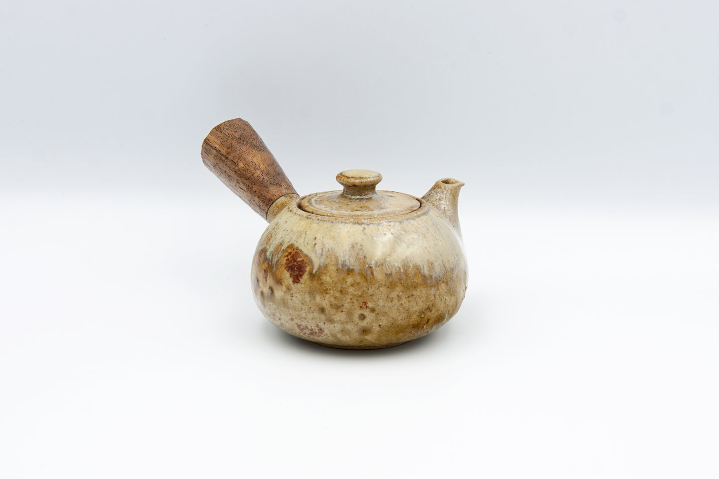 Kyūsu teapot, set with bowl
