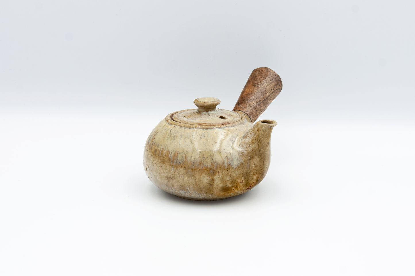 Kyūsu teapot, set with bowl