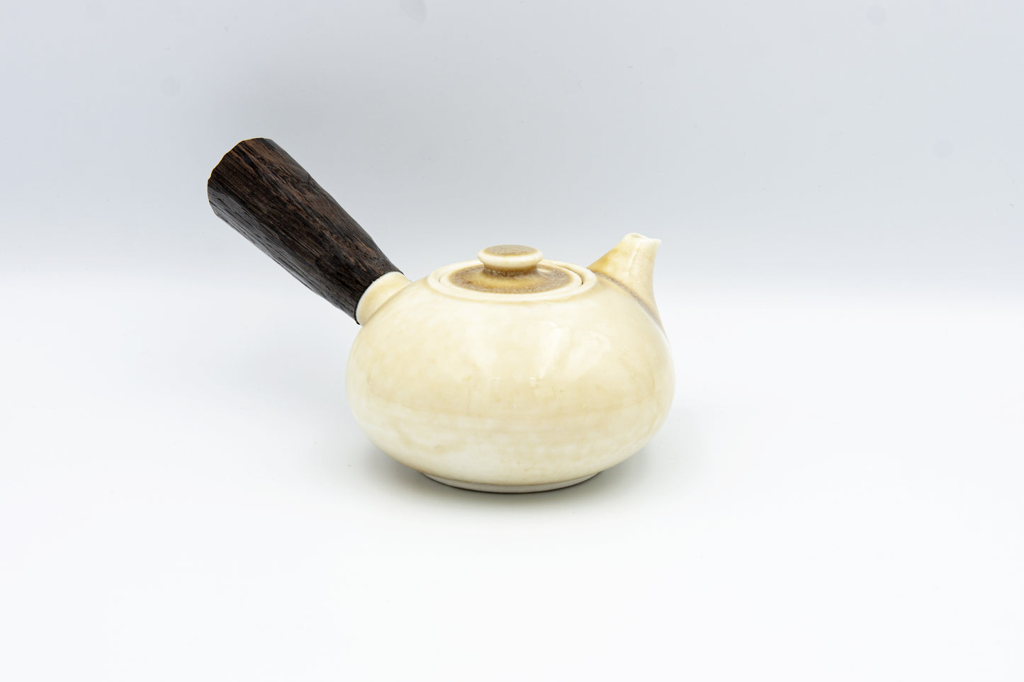Kyūsu teapot, set with bowl