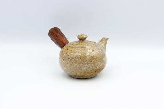 Kyūsu teapot