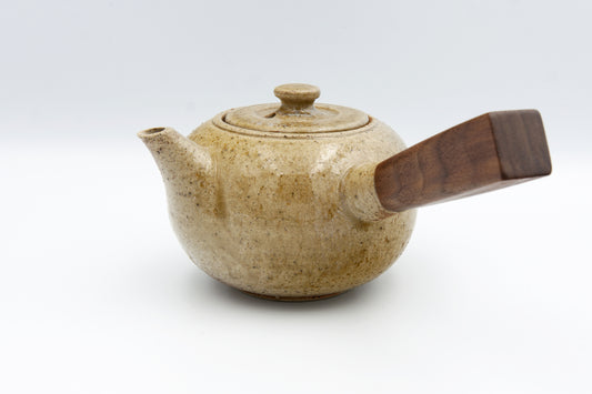 Kyūsu teapot